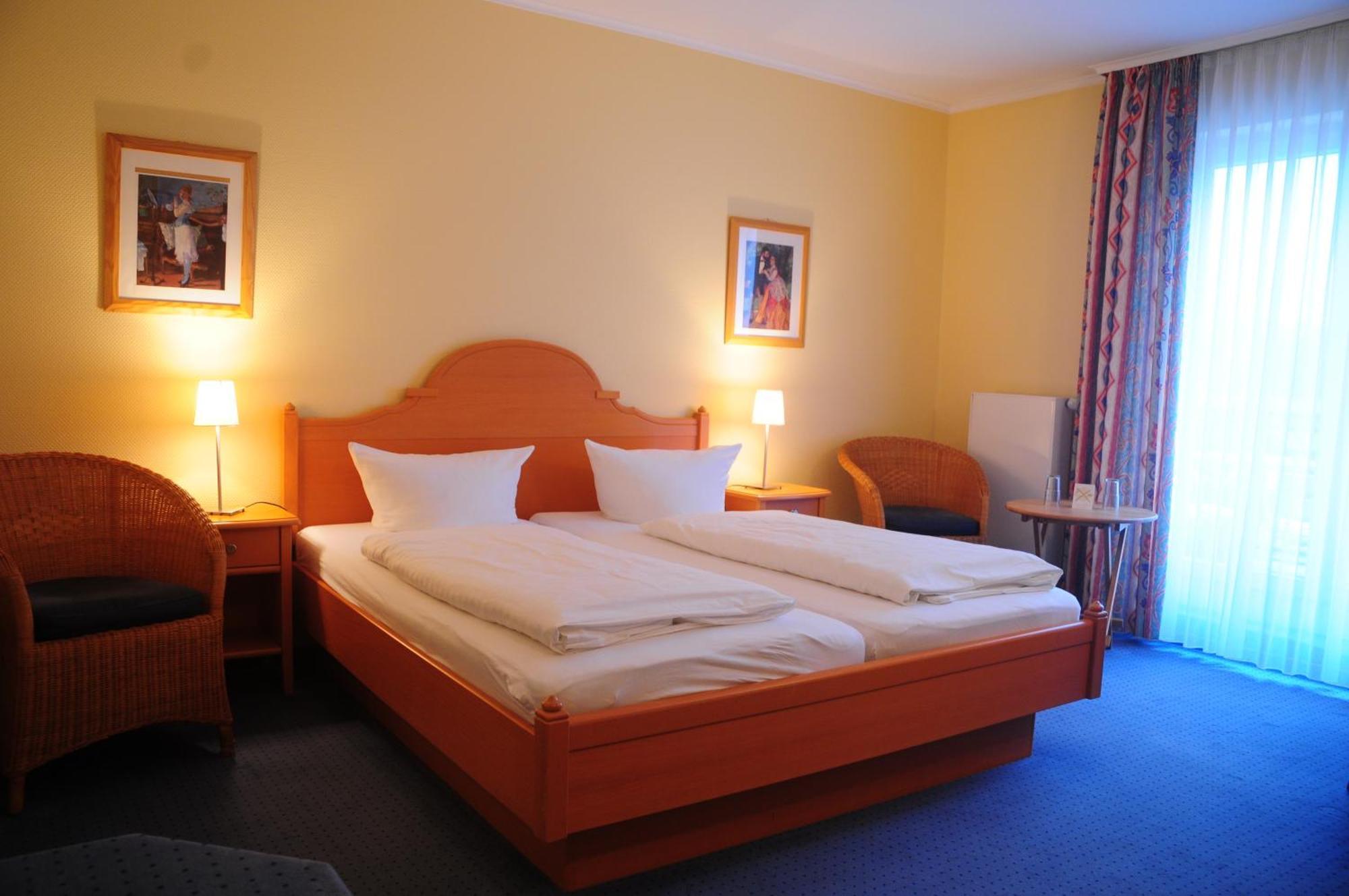 Hotel Lindemann Bad Nauheim Pokoj fotografie